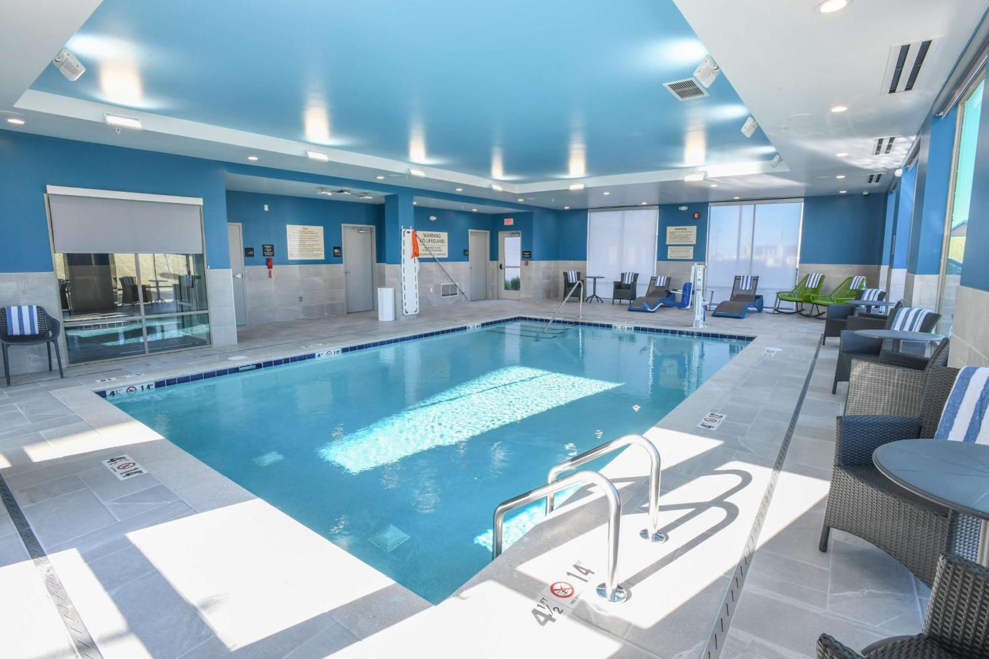 Hampton Inn & Suites Cincinnati Liberty Township West Chester Buitenkant foto